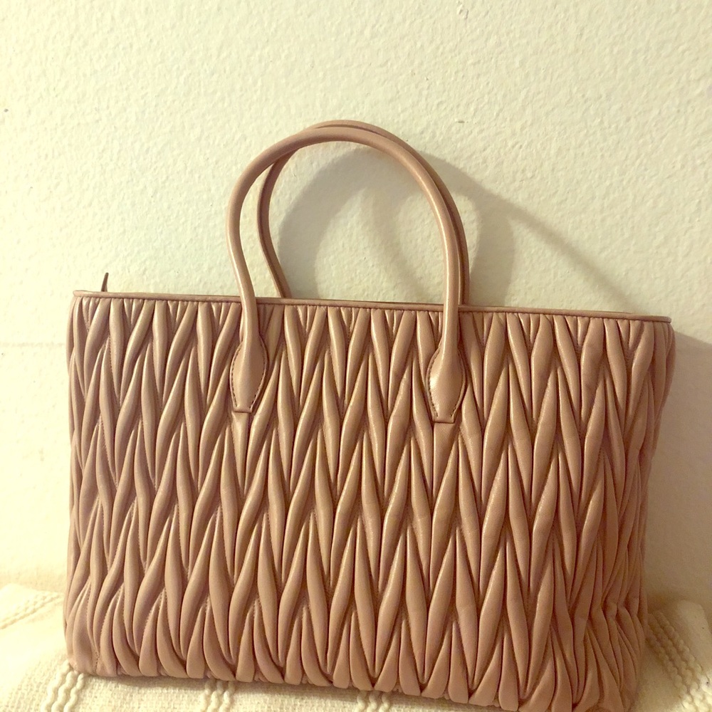 Miu Miu Matelassé leather shopper bag